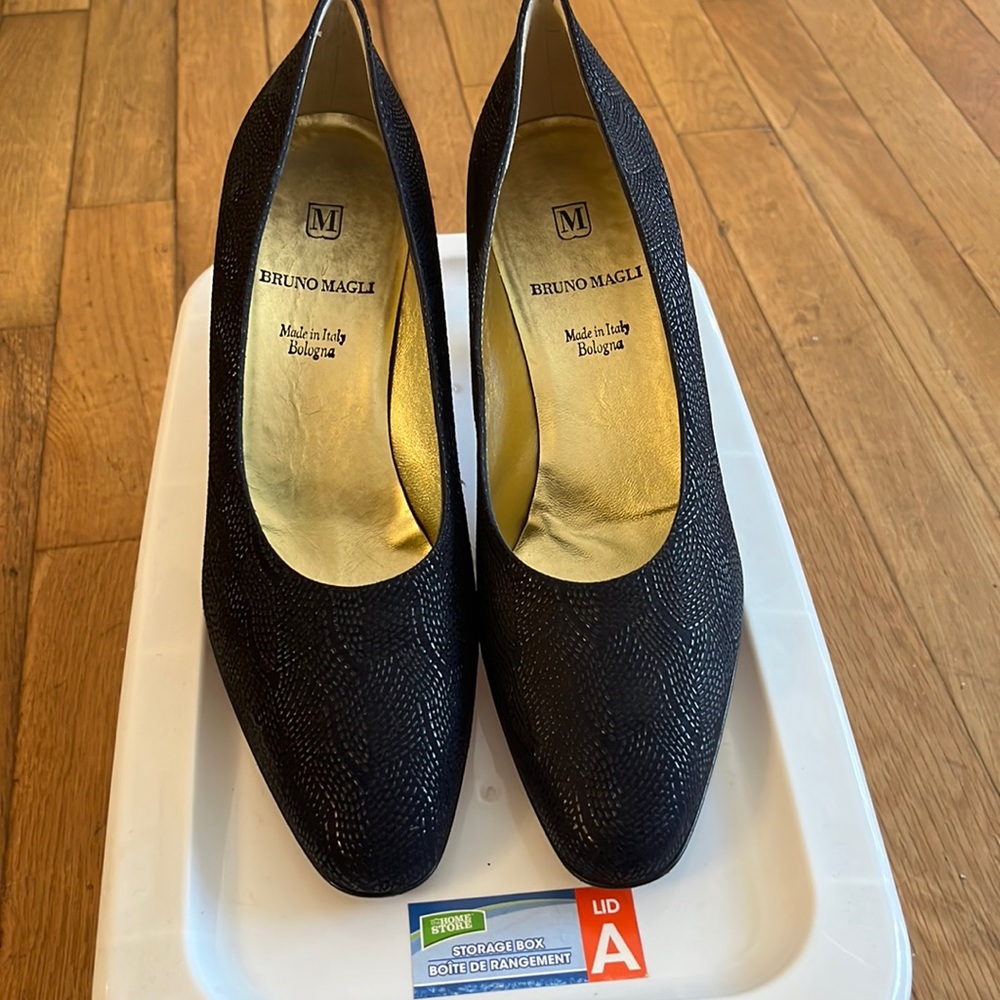 Navy Blue Cloth Material Heels